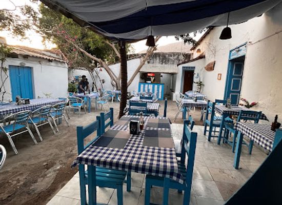 cabo-verde/praia-do-tarrafal/bar/restaurant-alto-mira