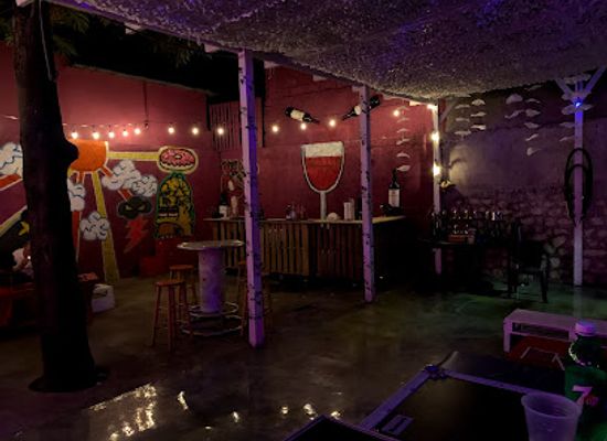 haiti/port-au-prince/bar/oblaka-lounge