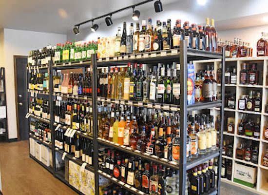 iowa/decorah/bar/backwater-spirits-more