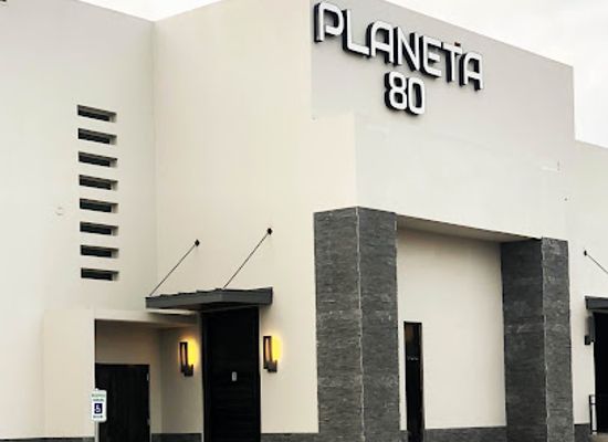 texas/laredo/bar/planeta-80-bar-grill