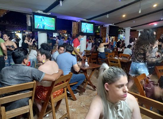 bolivia/santa-cruz-lowlands/bar/buteco