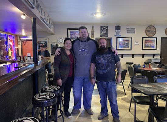 north-dakota/maah-daah-hey-trail/bar/i-don-t-know-bar