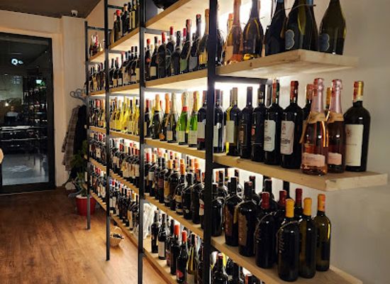albania/lezhe/bar/cru-wine-bar-shop