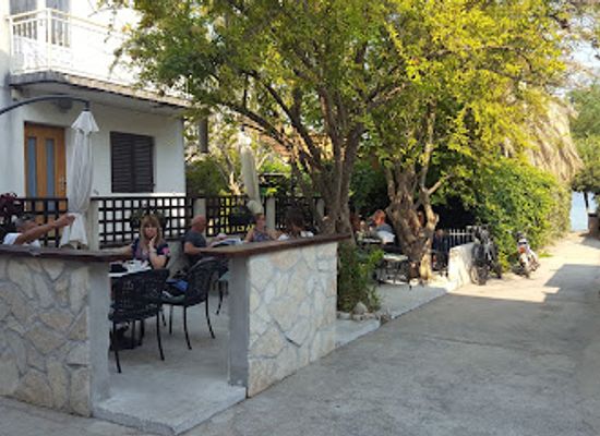 croatia/peljesac-peninsula/bar/skafet-caffe-bar