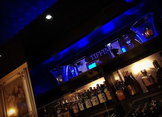 japan/koshi/bar/tiffin