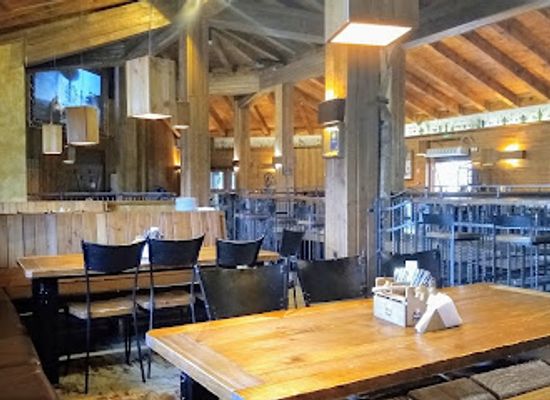 slovakia/dolina/bar/happy-end-restaurant-club