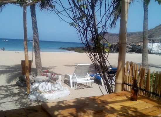 cabo-verde/praia-do-tarrafal/bar/kabungo-beach-bar-tarrafal