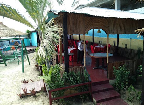comoros/hamahamet/bar/new-mumbai-restaurant