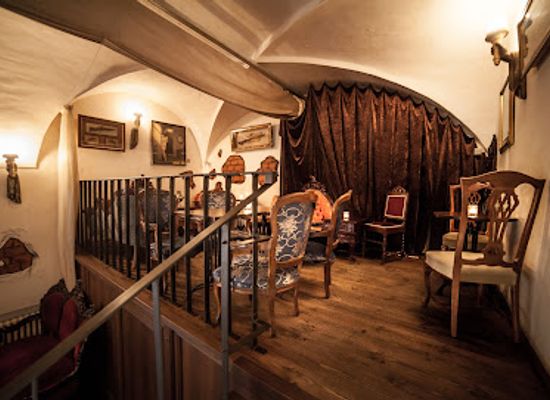 czechia/prague/stare-mesto/bar/anonymous-bar