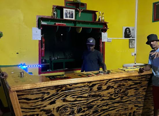 grenada/westerhall/bar/el-marino-bar-and-pool-hall