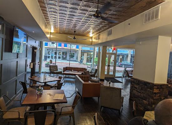 kentucky/frankfort/bar/howser-tavern