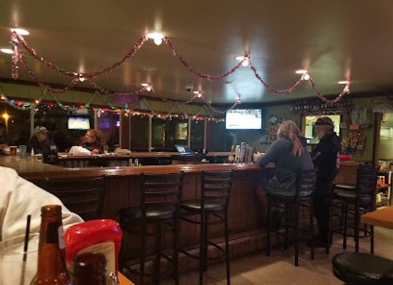 wisconsin/southeast-wisconsin/bar/dj-s-in-the-drink