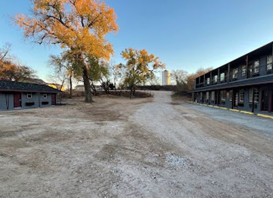 oklahoma/northwestern-oklahoma/bar/little-sahara-inn