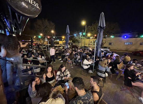 israel/negev-desert/bar/roots-bar-kitchen