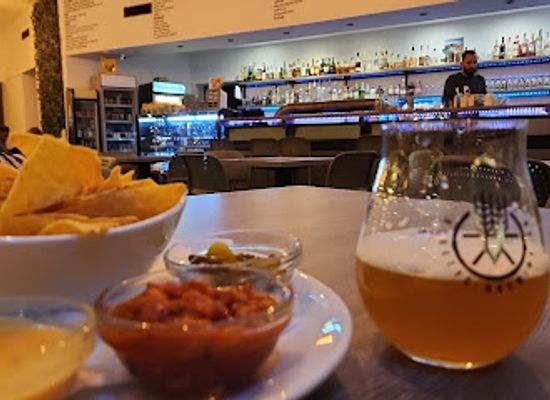 hungary/alfold-great-hungarian-plain/bar/jonas-craft-beer-house