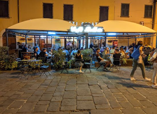 italy/lunigiana/bar/caffe-bellotti-dal-1883
