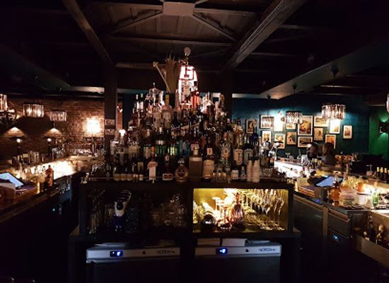 slovakia/bratislava/bar/old-fashioned-bar