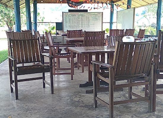 papua-new-guinea/mount-wilhelm/bar/ramu-management-club