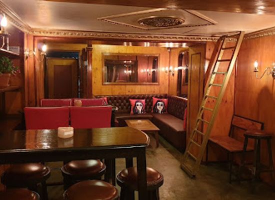 south-africa/western-cape/bar/the-station-on-bree