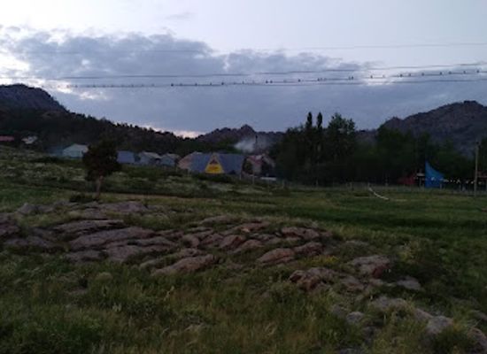 kazakhstan/bayanaul-national-park/bar/zolotoy-teremok