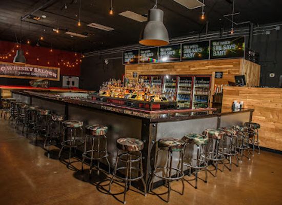 washington/the-selkirk-mountains/bar/big-whisky-saloon