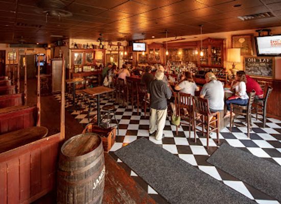 connecticut/bridgeport/bar/tautog-tavern