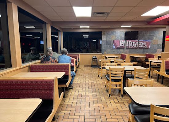 kentucky/carter-caves-state-resort-park/bar/dairy-queen-grill-chill