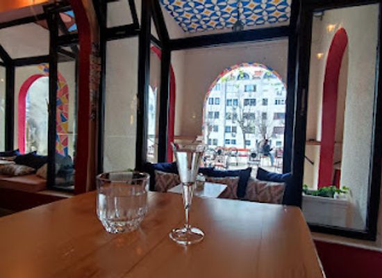 montenegro/tivat/bar/kvartic-caffe-and-lounge