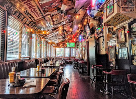 illinois/chicago/bar/the-green-door-tavern