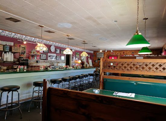massachusetts/quabbin-reservoir/bar/quabbin-woods-restaurant