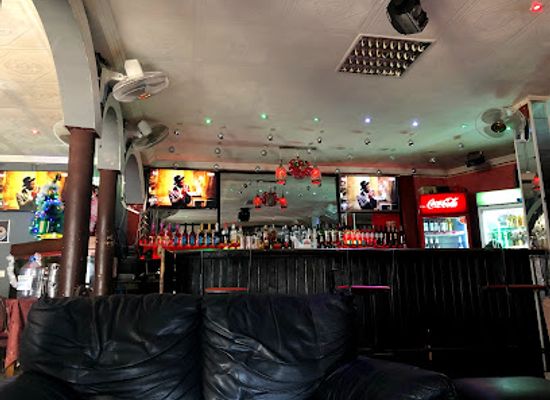 senegal/dakar/bar/resturant-bar-hongkong2