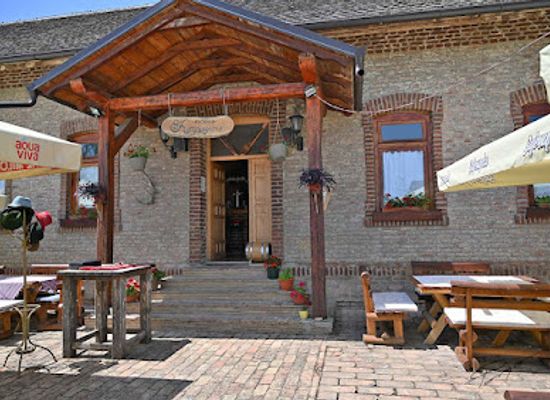 serbia/fruska-gora-national-park/bar/restoran-krusedolka-1