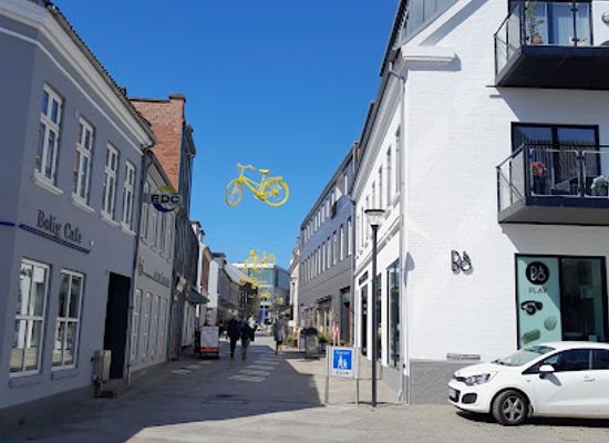 denmark/limfjord/bar/harmonien