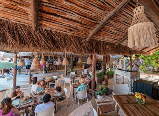 mexico/playa-del-carmen/coco-beach/bar/lido-beach-club-restaurant