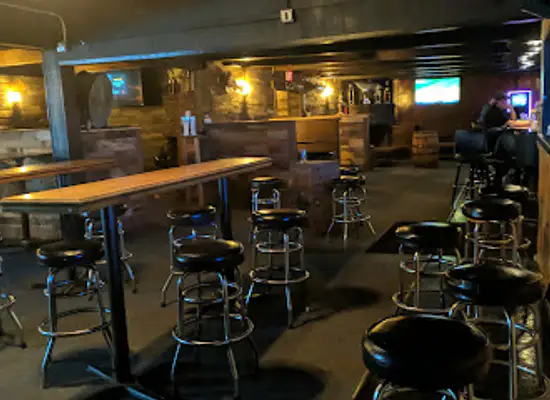 california/sacramento-valley/bar/the-cinder-s-bar