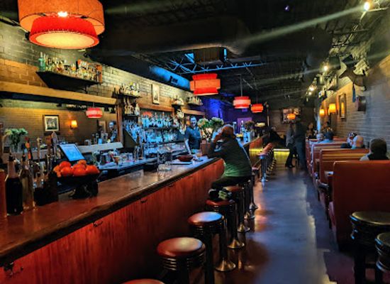 arkansas/northwest-arkansas/bar/maxine-s-tap-room