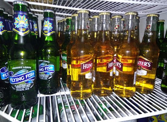 zambia/chimfunshi-wildlife-orphanage/bar/on-the-rocks-pub