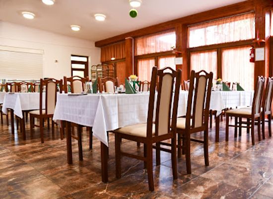 hungary/matra/bar/tavirozsa-etterem-sasto