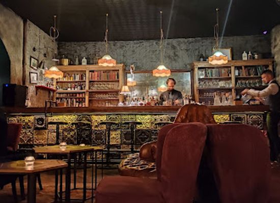 slovakia/bratislava/bar/michalska-cocktail-room