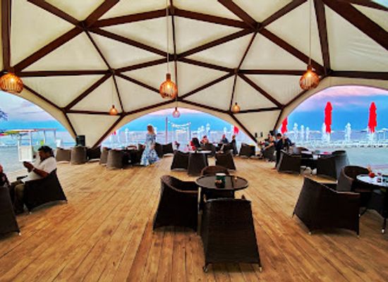romania/dobrogea-plateau/bar/crazy-beach-jet