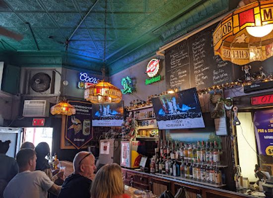 minnesota/southeastern-minnesota/bar/otter-s-saloon