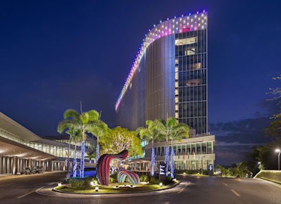 myanmar-burma/shan-plateau/bar/lotte-hotel-yangon