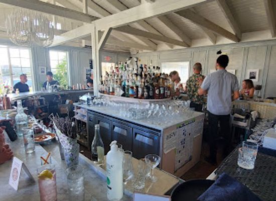 new-york/montauk/bar/sel-rrose-montauk