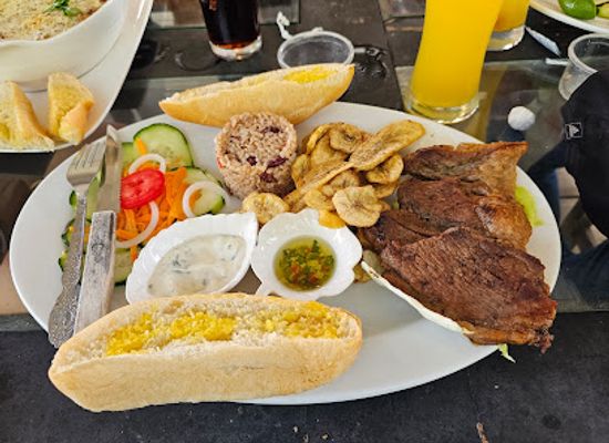 guatemala/puerto-barrios/bar/los-gordo