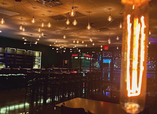 illinois/corn-belt/bar/socavon-cocktail-bar