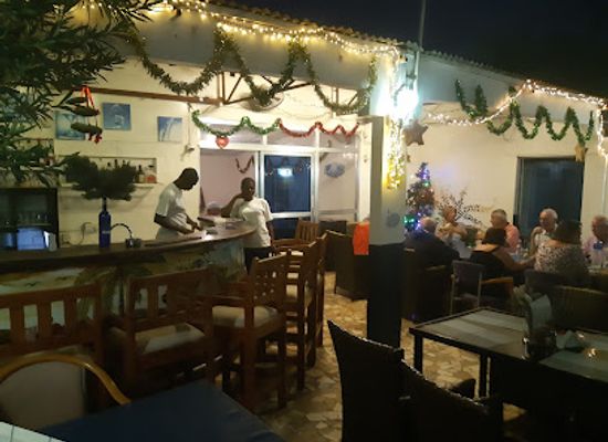 the-gambia/upper-river-region/bar/dreams-bar-en-restaurant