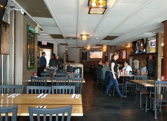 canada/okanagan/bar/hardrock42-gastropub