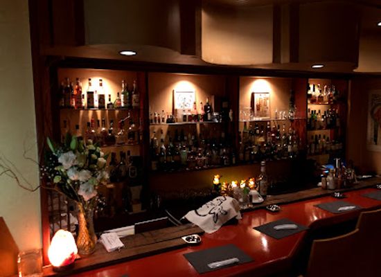 japan/tottori-sand-dunes/bar/jaunty