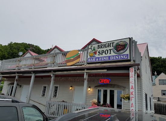 wisconsin/great-river-road/bar/bright-spot-tavern-restaurant