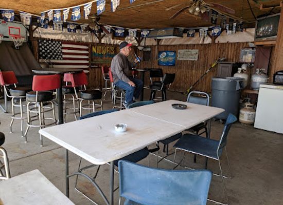 illinois/cahokia-mounds-state-historic-site/bar/butch-s-bar-grill